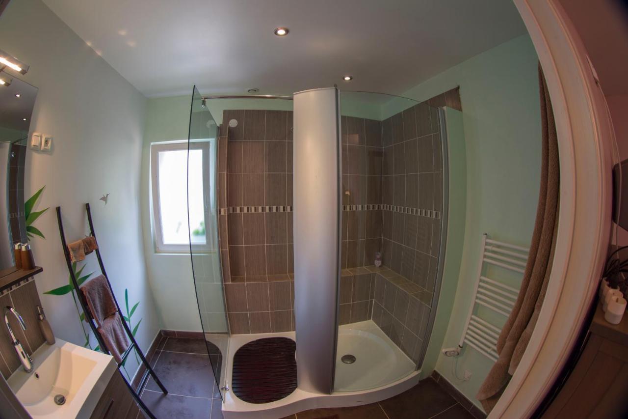 Le Petit Manoir Bed & Breakfast Farceaux Bagian luar foto