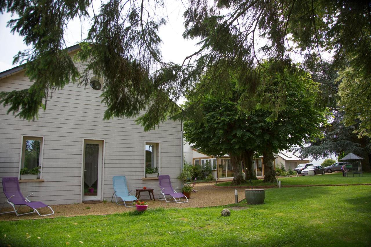 Le Petit Manoir Bed & Breakfast Farceaux Bagian luar foto